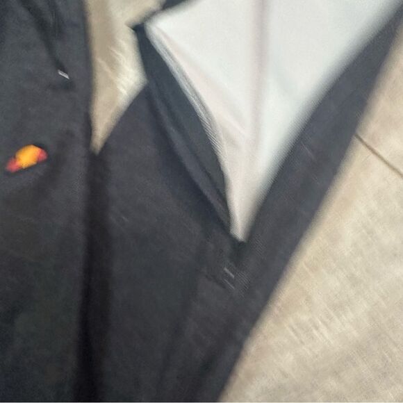 NWOT Ellesse Black lightweight Track Jogger Pants zip ankles recycled material 6 - Picture 6 of 7